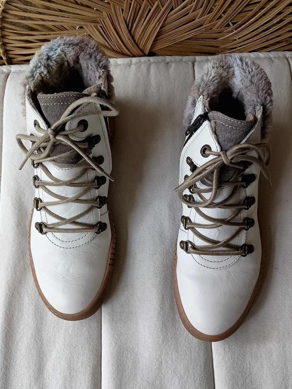 Josef Seibel White & Brown Faux Fur Lace-Up Ankle Boots_38